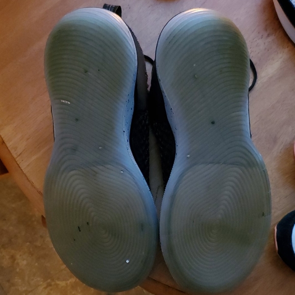 Nike - Picture 4 of 4